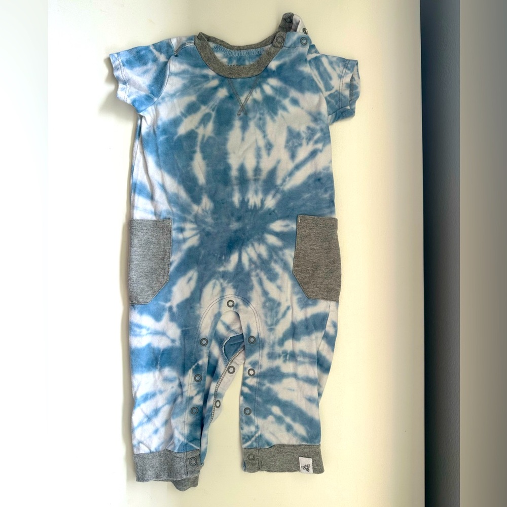 Burt’s bees organic baby jumper onesie 3-6 months